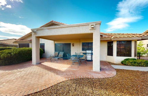 Rancho Vistoso House | Radiant desert stay with pool and tennis access - mountain views, dogs ok
