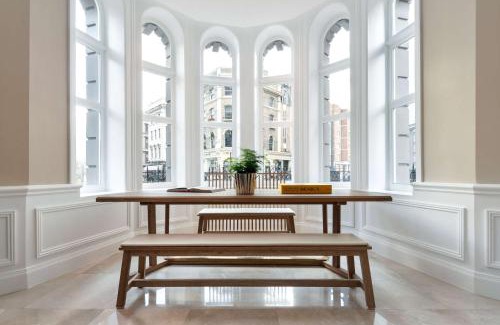 Bloomsbury Hotel | Radisson Blu Hotel, London Tottenham Court Road