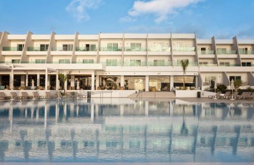 Costa Teguise Hotel | Radisson Blu Resort, Lanzarote Adults Only