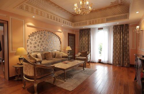 Udaipur Resort | Radisson Blu Udaipur Palace Resort & Spa