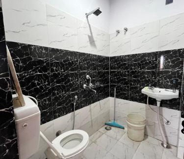Dehradun House | Raghuvanshi valley villa