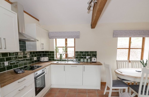 Church Stretton Cottage | RAGLETH, pet friendly, with a garden in Church Stretton