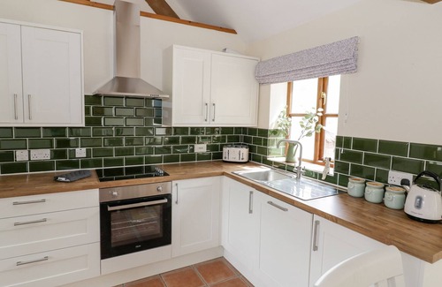 Church Stretton Cottage | RAGLETH, pet friendly, with a garden in Church Stretton
