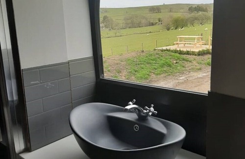 Hallington House | Railway carriage - perfect for families,friends or couples in a perfect location