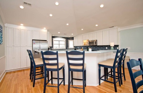 Emerald Isle House | Rain Forest, Oceanfront House in Emerald Isle, NC!