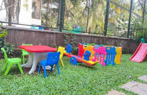 Saunta Vaddo House | Raina Villas Goa lux 8bhk pvt pool fully serviced