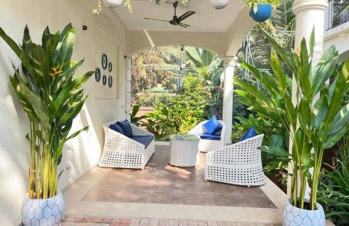 Saunta Vaddo House | Raina Villas Goa lux 8bhk pvt pool fully serviced