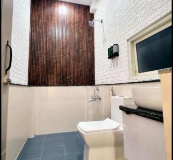 Vrindavan House | Rainbow Family Guest House- Premium Rooms with In-House PARKING - Near Prem Mandir