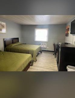 Holiday City Hotel | Rainbow Motel