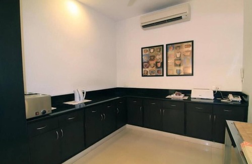 Green Park Hotel | Rainbow Residency