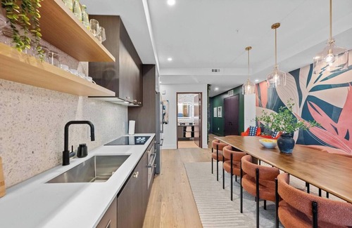 Waller Creek District Condo | Rainey St. Penthouse - Luxe Design & Skyline Views