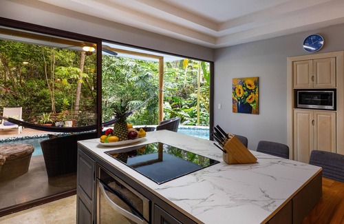 Quepos House | Rainforest Gem Aracari Villa with Private Pool