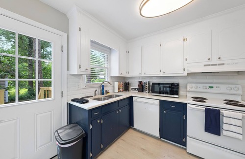 Southwest Raleigh House | Raleigh Cityside Duplex Unit A