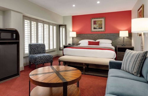 Downtown Oakland Hotel | Ramada by Wyndham Oakland Downtown City Center
