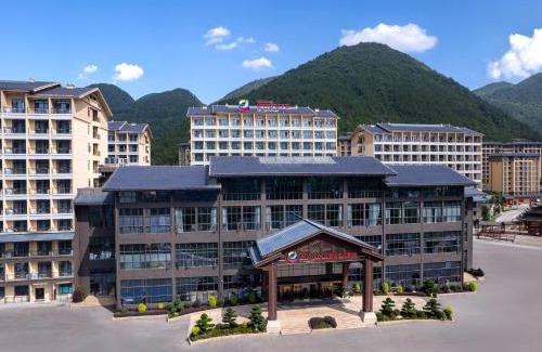 Enshi Hotel | Ramada Encore by Wyndham Enshi Huaxi Valley