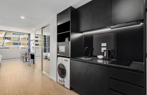 Woolloongabba Apartment | Rambla @ South City SQ