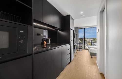 Woolloongabba Apartment | Rambla @ South City SQ