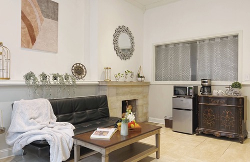 Fitler Square Apartment | Ramblei near Rittenhouse Sq/3BR - Unit A&B