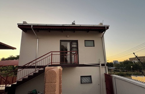 Windhoek West Apartment | Ramblers Hostel (Self Catering)