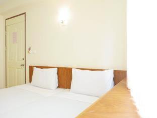 Talat Yot Hotel | Rambuttri House