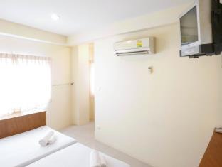 Talat Yot Hotel | Rambuttri House