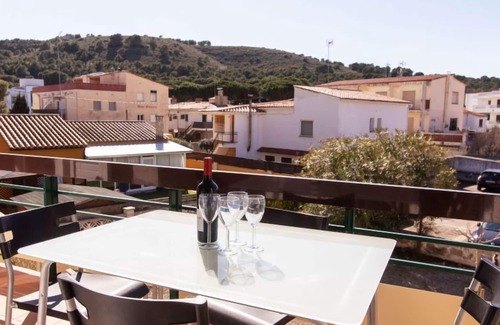 L'Escala Apartment | Ramon Muntaner by Interhome
