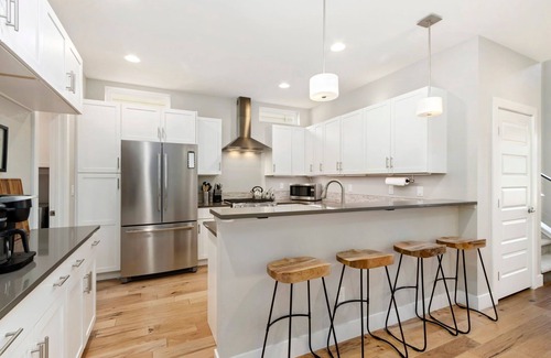 Old Town North House | Ram’s Roost | Rooftop Hot Tub, Patio & Family Fun