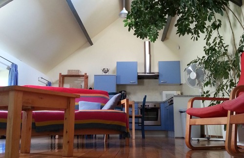 Rance-montbliart Cottage | Rance: country holiday home - RANCE