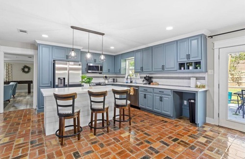 Gulfport House | Ranch Home Gem 5BR Home Sleeps 12 with Game Room