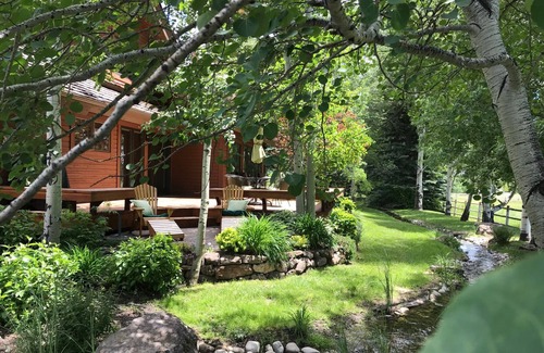 Ketchum House | Ranch like setting one mile from town and across from River Run Lodge
