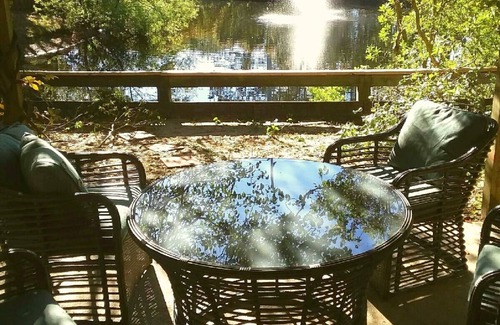 Mount Pleasant House | Ranch near beaches, downtown, Shem Creek, Old Village