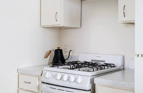 North University Apartment | Rancho | Modern Rustic Vibes | Central Austin
