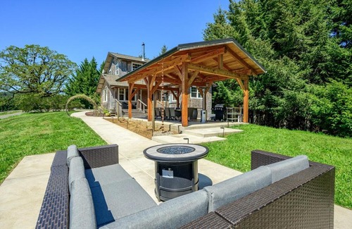 Carlton House | Rancho Relax Inn