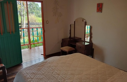 Filandia House | Rancho Ventura