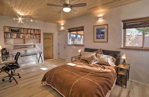 Taos Apartment | Ranchos de Taos Casita by Downtown & Trails!