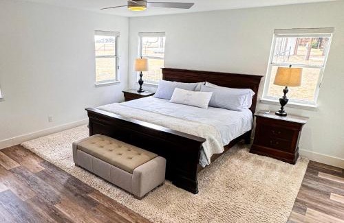 Johnson City House | Ranchview Retreat in the heart of Johnson City