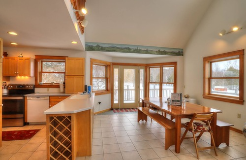 Rangeley House | Rangeley Lake Lodge - On Rangeley Lake with large lawn and walk in area