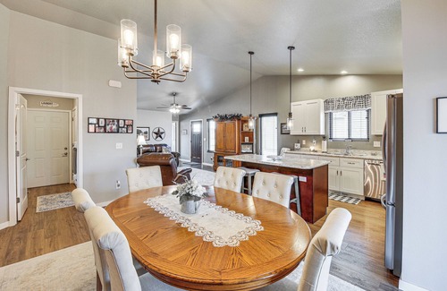 Rapid Valley House | Rapid City Duplex: 26 Mi to Mount Rushmore!