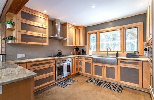 Wisconsin Rapids House | Rapids Rustic Retreat