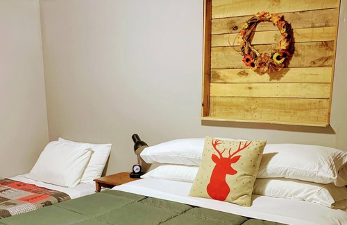 Amberg Cabin | Rare 3 BR cabin on the trail