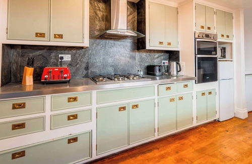 Vauxhall House | Rare 5 bed house in Vauxhall with roof terrace
