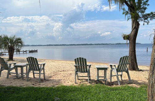 Ono Island House | Rare bay waterfront home with 145' of SANDY BEACH! Pets welcome!n