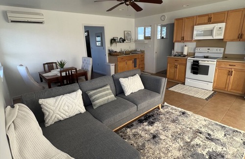 Coconut Grove Apartment | Rare find! Kailua Beach Loft style - 4 mins from the beach!