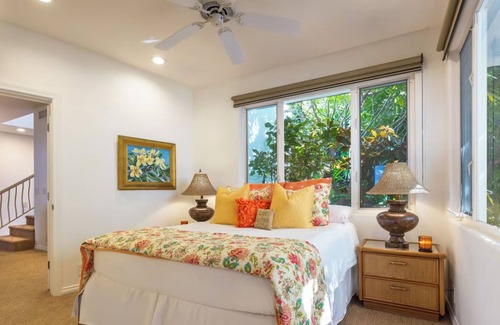Kihei Villa | RARE, GATED PRIVATE BEACHFRONT HOME, PRIVATE POOL 6 BED 6 BATHS