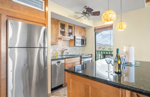 Historic Lahaina Front Street Apartment | Rare Lahaina Shores Oceanfront Corner Unit - Stunning Island Views