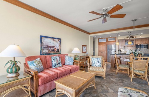 Historic Lahaina Front Street Apartment | Rare Lahaina Shores Oceanfront Corner Unit - Stunning Island Views