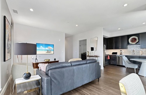 Central Business District Apartment | Rare Luxury: Apartment with Unparalleled Elegance