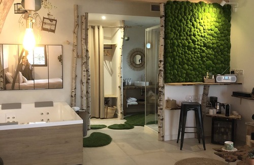 Coudoux Other | Rare mas provencal rénové avec piscine jacuzzis à 20 min d'Aix-en-provence