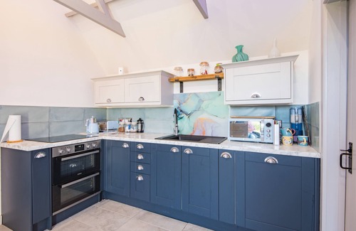 Deal Cottage | Raspberry Cottage, Ripple