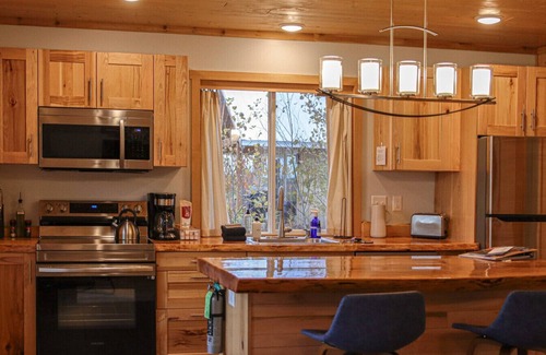 Bayfield Cabin | Raspberry Island Lighthouse Overlook Cabins in Bayfield